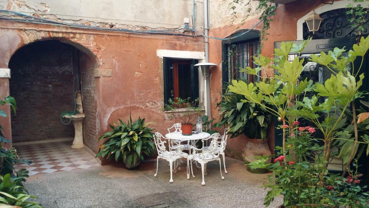 Residenza Ofelia Apartment Venice Exterior photo